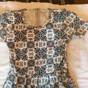 Large Amelia from lularoe
